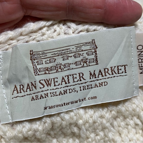 Aran Sweater Market Infinity Scarf OS Classic Aran Cream knit Merino Wool Scarf - Picture 5 of 14